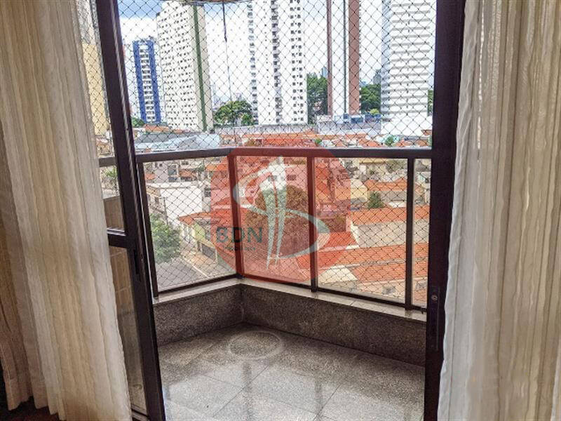 Apartamento à venda com 3 quartos, 134m² - Foto 3