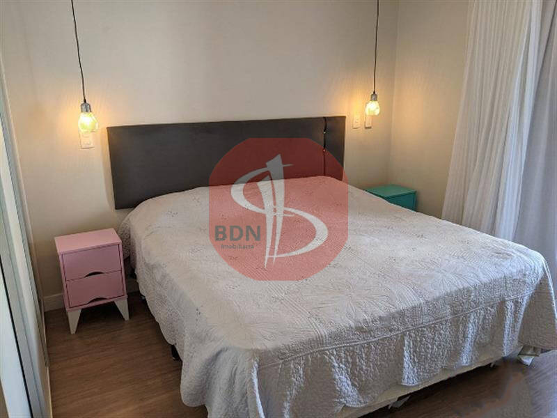 Apartamento à venda com 3 quartos, 134m² - Foto 4