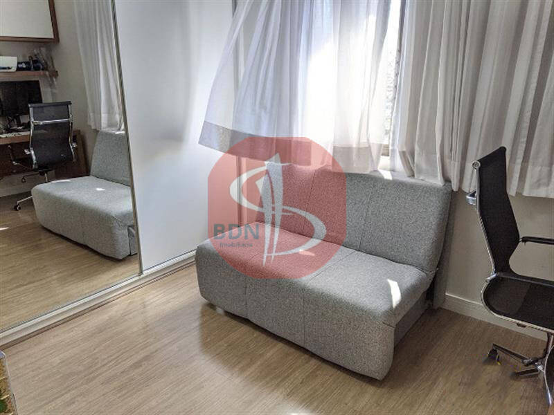 Apartamento à venda com 3 quartos, 134m² - Foto 7