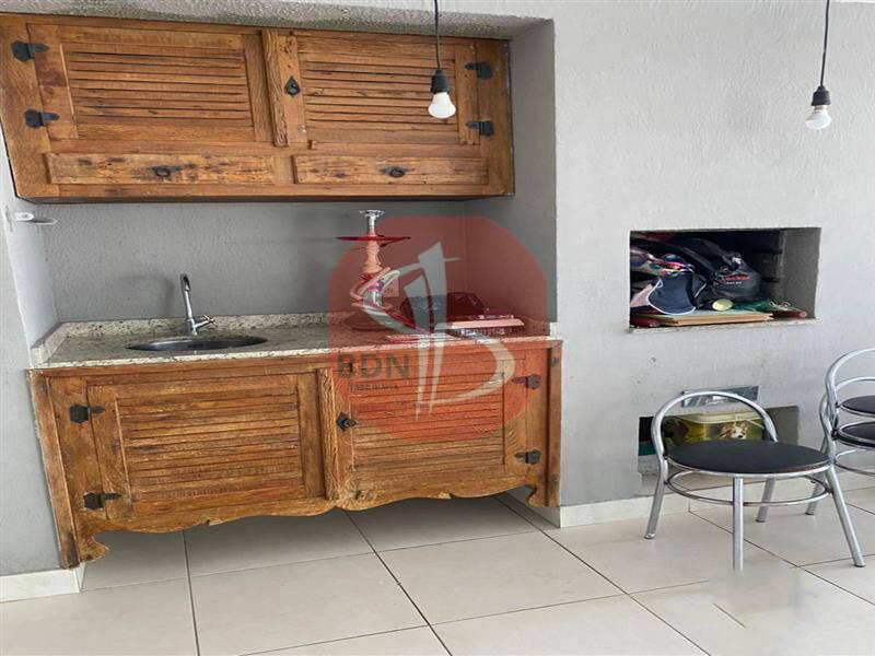 Apartamento à venda com 3 quartos, 264m² - Foto 5