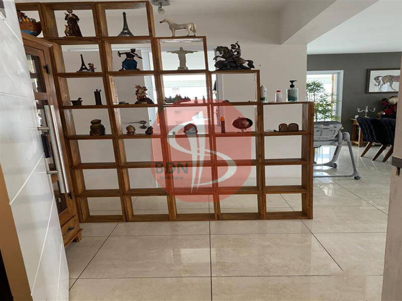 Apartamento à venda com 3 quartos, 264m² - Foto 8