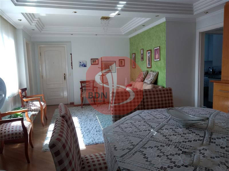 Apartamento à venda com 3 quartos, 135m² - Foto 6