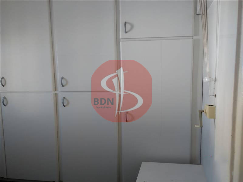 Apartamento à venda com 3 quartos, 135m² - Foto 12