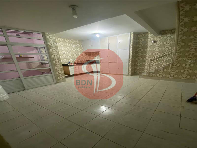 Sobrado à venda com 4 quartos, 125m² - Foto 9