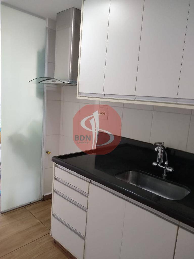 Apartamento à venda com 3 quartos, 83m² - Foto 6