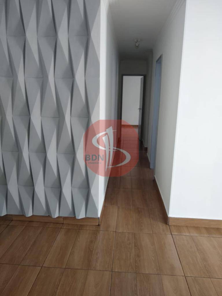 Apartamento à venda com 3 quartos, 83m² - Foto 4