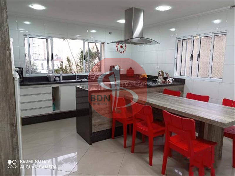 Sobrado à venda com 3 quartos, 210m² - Foto 13