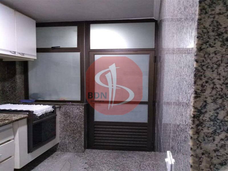 Apartamento à venda com 3 quartos, 85m² - Foto 19