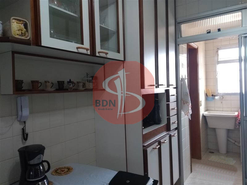 Apartamento à venda com 3 quartos, 106m² - Foto 1