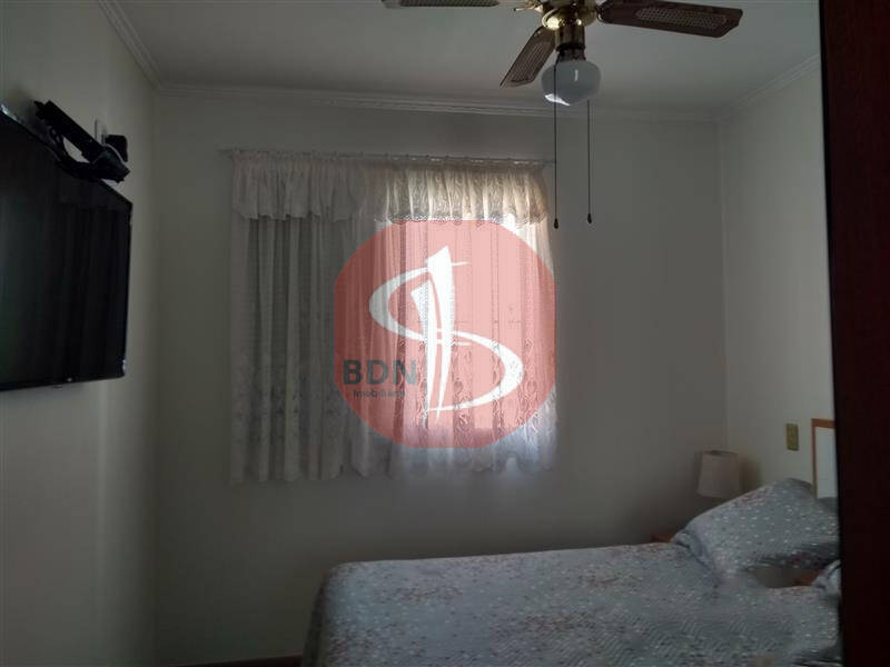 Apartamento à venda com 3 quartos, 106m² - Foto 11