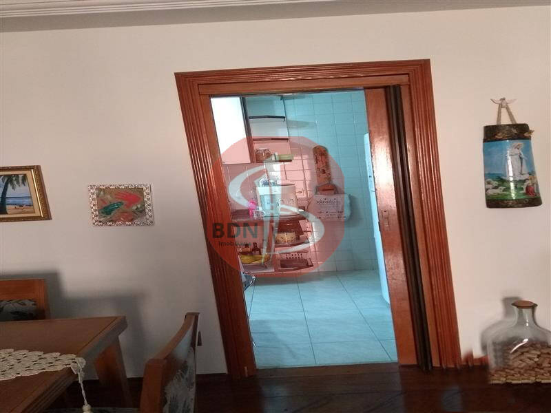 Apartamento à venda com 3 quartos, 106m² - Foto 10