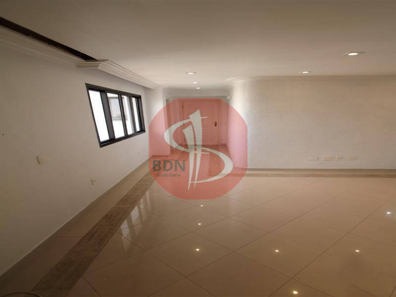 Apartamento à venda com 3 quartos, 120m² - Foto 9