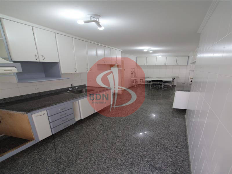 Apartamento à venda com 3 quartos, 120m² - Foto 14