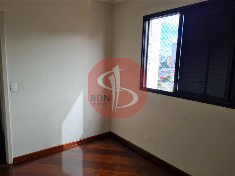 Apartamento à venda com 3 quartos, 105m² - Foto 2