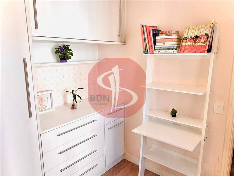 Apartamento à venda com 3 quartos, 74m² - Foto 10