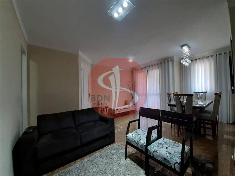 Apartamento à venda com 3 quartos, 90m² - Foto 1