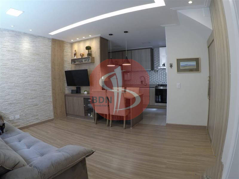 Sobrado à venda com 3 quartos, 114m² - Foto 1