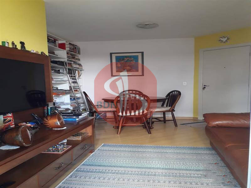 Apartamento à venda com 3 quartos, 68m² - Foto 2