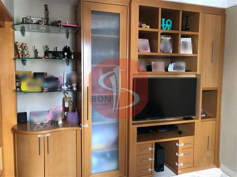 Apartamento à venda com 3 quartos, 120m² - Foto 18