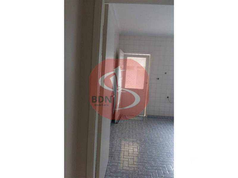 Sobrado à venda e aluguel com 3 quartos, 140m² - Foto 4