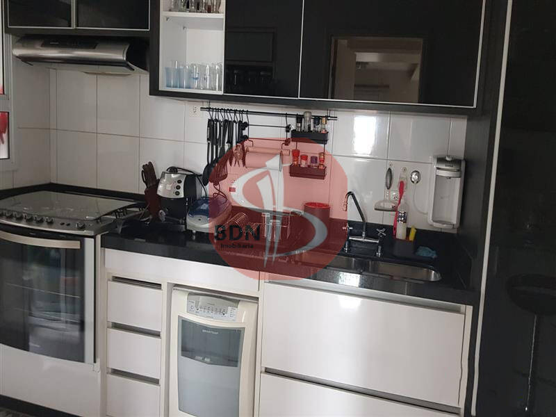 Apartamento à venda com 3 quartos, 133m² - Foto 3