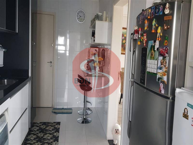 Apartamento à venda com 3 quartos, 133m² - Foto 13