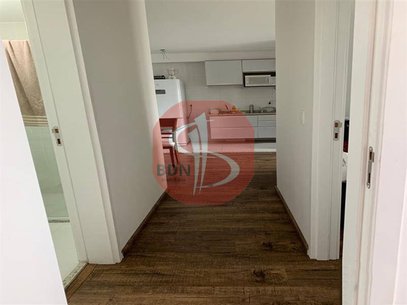 Apartamento à venda com 2 quartos, 60m² - Foto 11