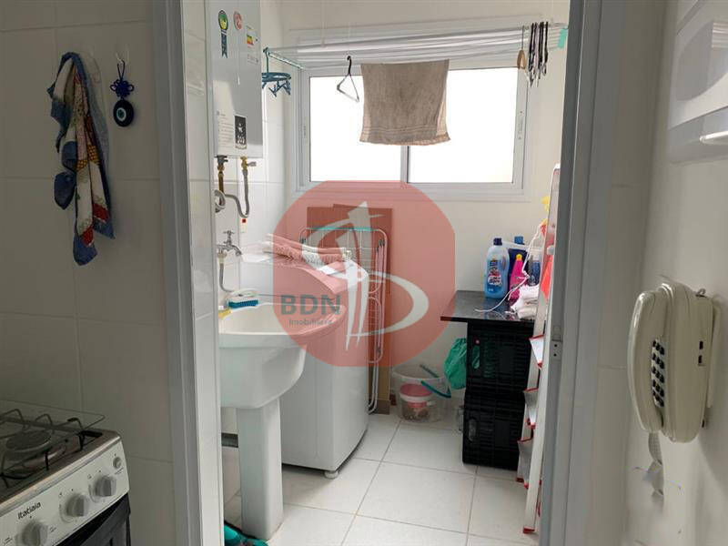 Apartamento à venda com 2 quartos, 60m² - Foto 14