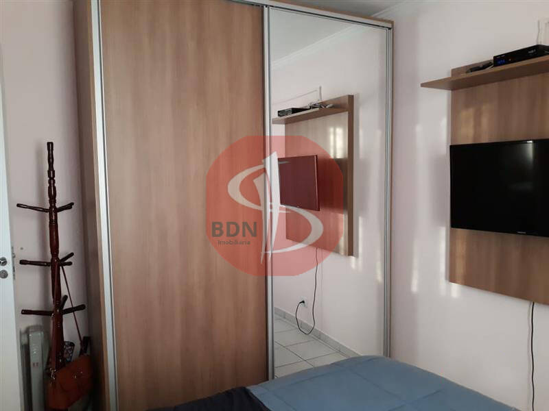 Apartamento à venda com 3 quartos, 77m² - Foto 15