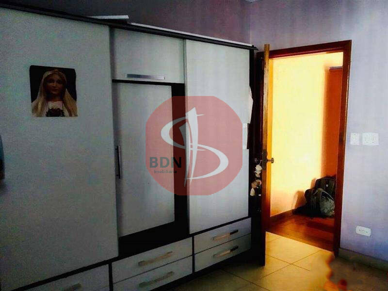 Sobrado à venda com 3 quartos, 75m² - Foto 2