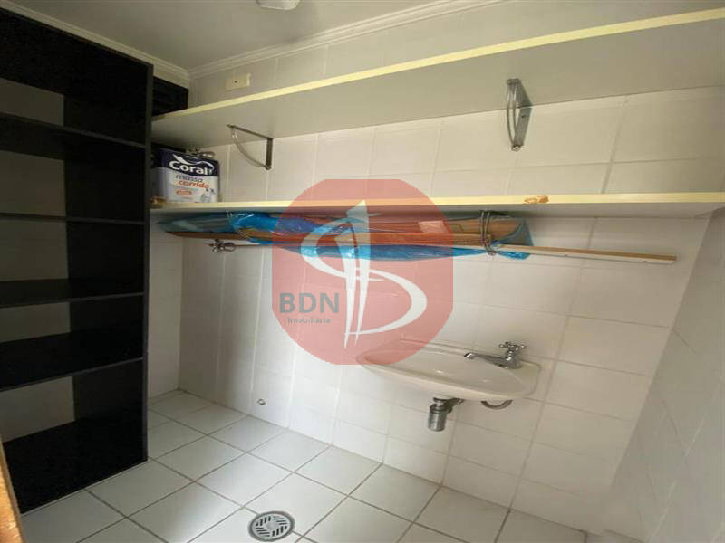 Apartamento à venda com 3 quartos, 106m² - Foto 17