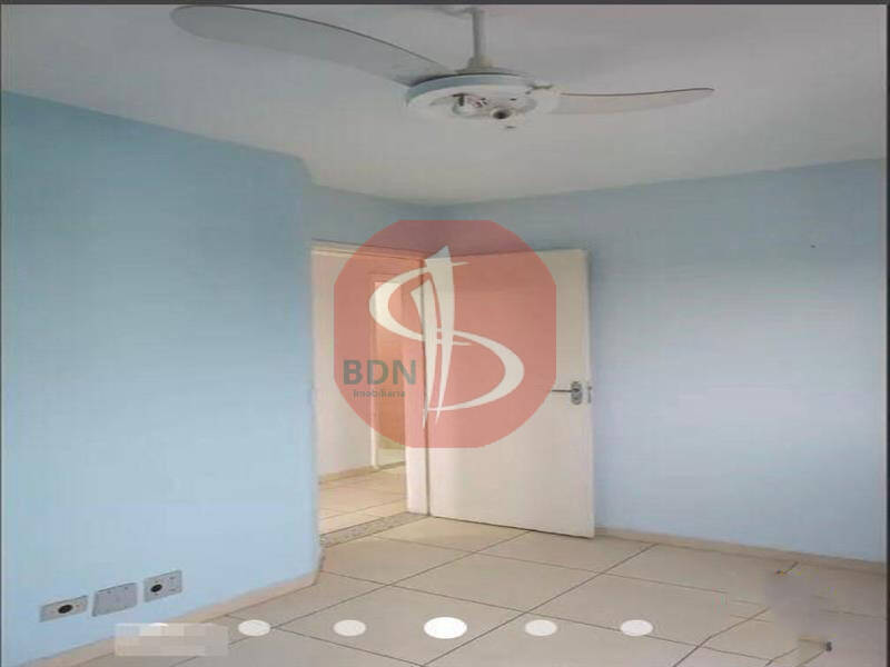 Apartamento à venda com 3 quartos, 74m² - Foto 9