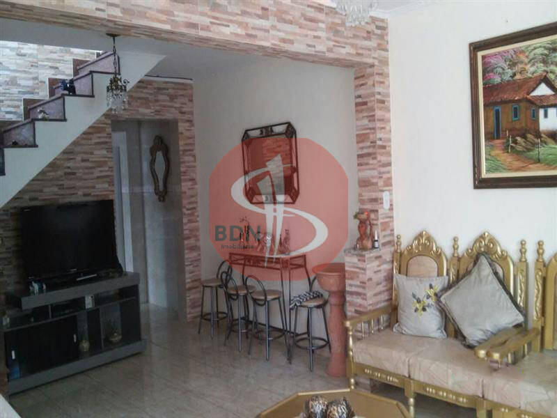 Sobrado à venda com 2 quartos, 161m² - Foto 5