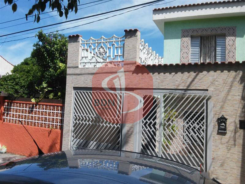 Sobrado à venda com 2 quartos, 161m² - Foto 1