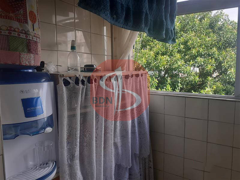 Apartamento à venda com 2 quartos, 58m² - Foto 12