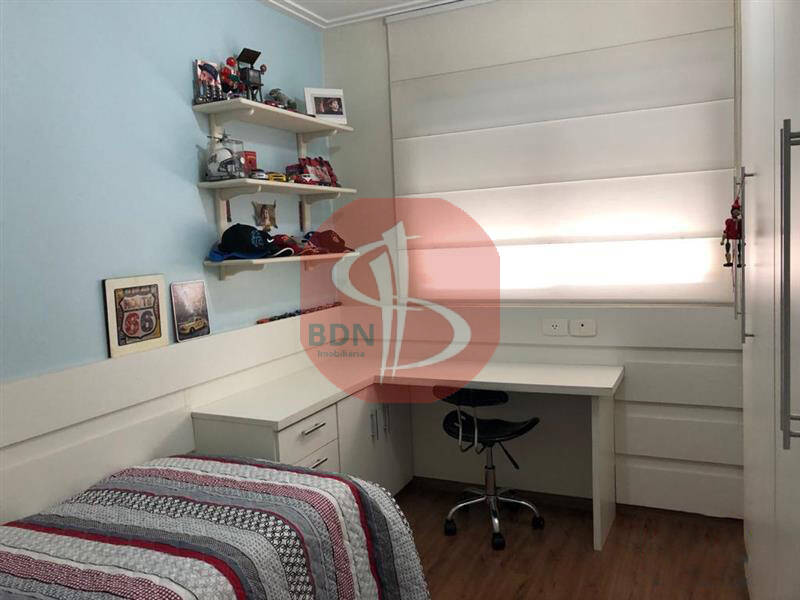 Apartamento à venda com 3 quartos, 121m² - Foto 7