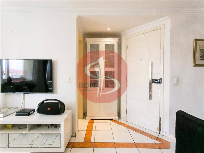 Apartamento à venda com 3 quartos, 92m² - Foto 17