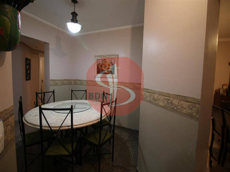 Apartamento à venda com 4 quartos, 220m² - Foto 5