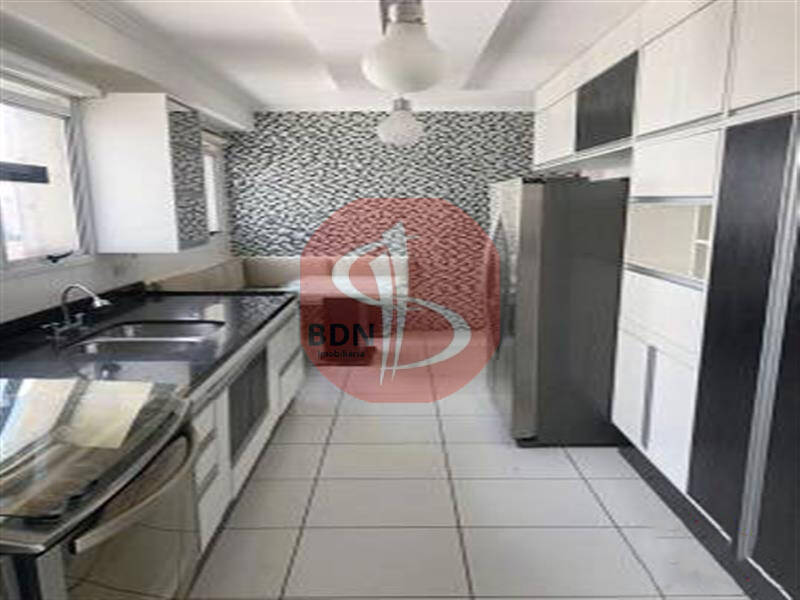 Apartamento à venda com 3 quartos, 192m² - Foto 6