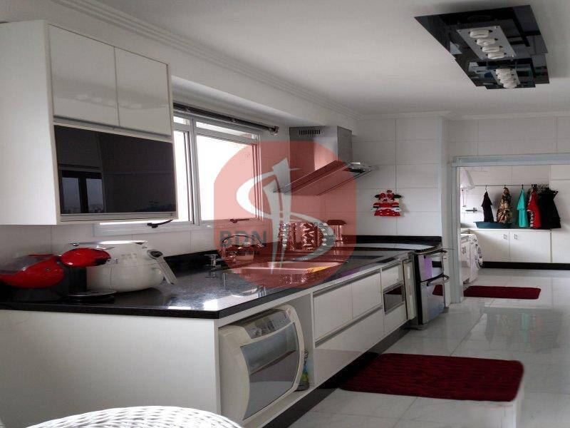 Apartamento à venda com 3 quartos, 192m² - Foto 10