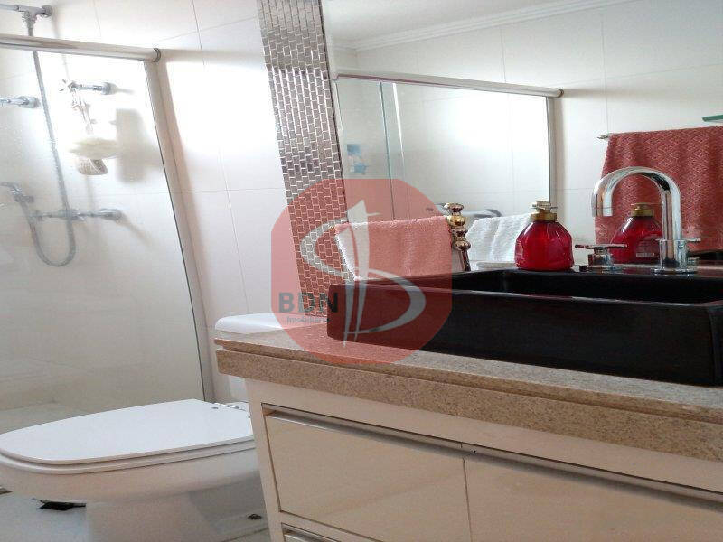 Apartamento à venda com 3 quartos, 192m² - Foto 9