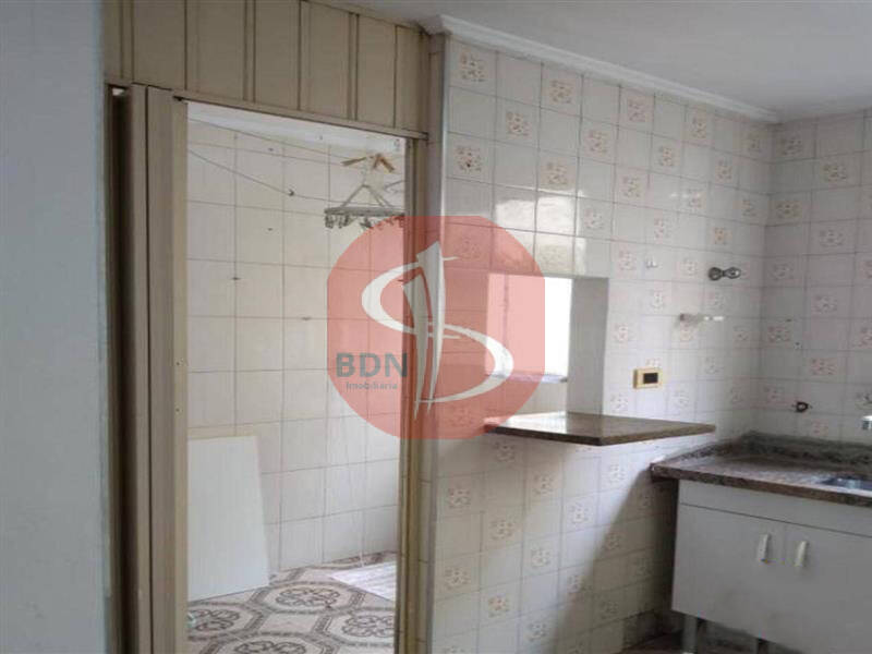 Apartamento à venda com 2 quartos, 62m² - Foto 3