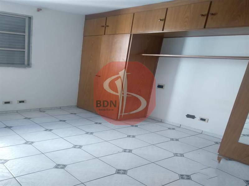 Apartamento à venda com 2 quartos, 62m² - Foto 4