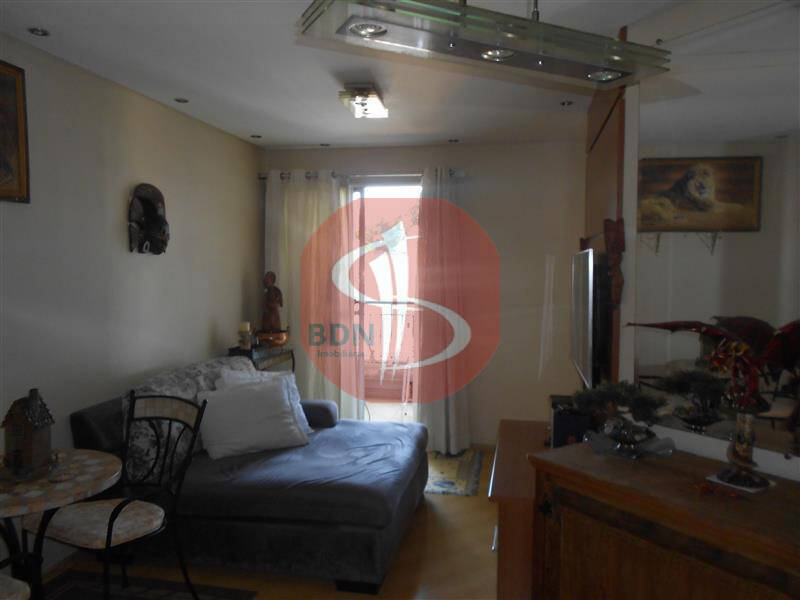 Apartamento à venda com 2 quartos, 60m² - Foto 9