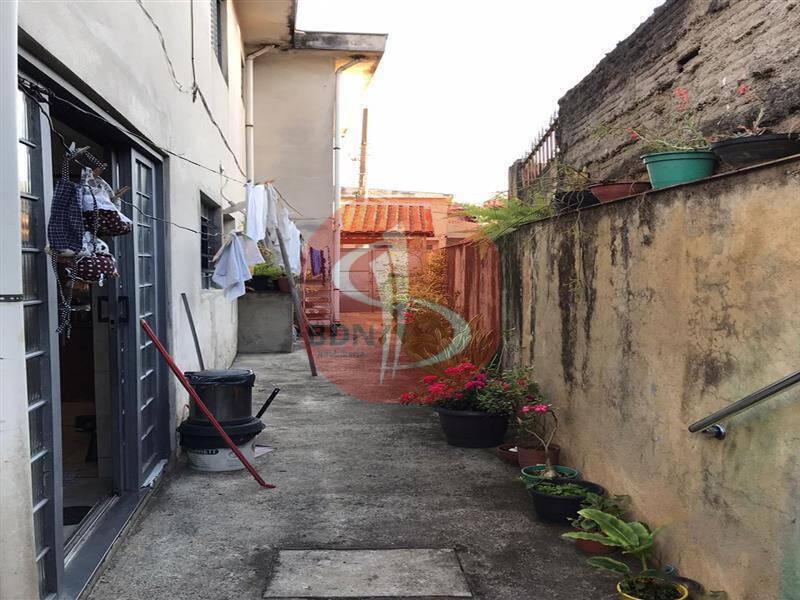 Sobrado à venda com 3 quartos, 240m² - Foto 16