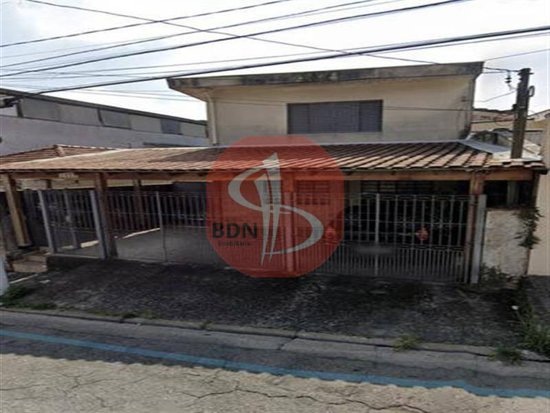 Sobrado à venda com 3 quartos, 240m² - Foto 1