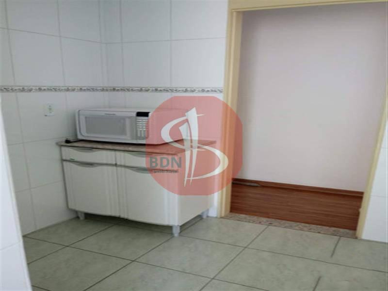 Apartamento à venda com 2 quartos, 85m² - Foto 3