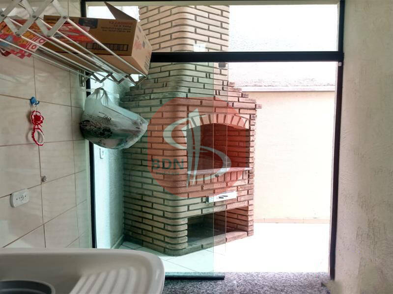 Sobrado à venda com 4 quartos, 190m² - Foto 2