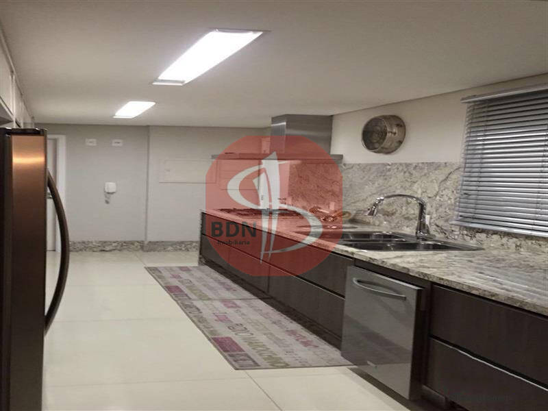 Apartamento à venda com 3 quartos, 264m² - Foto 3