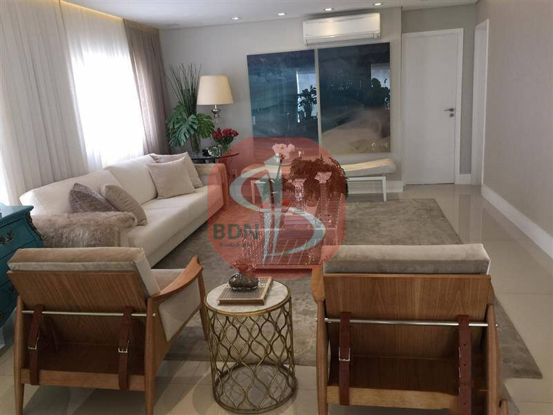 Apartamento à venda com 3 quartos, 264m² - Foto 2